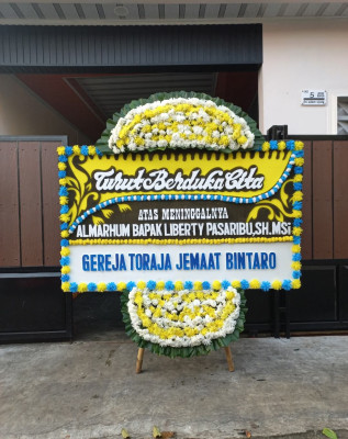 Papan Bunga Duka di Jatiranggon
